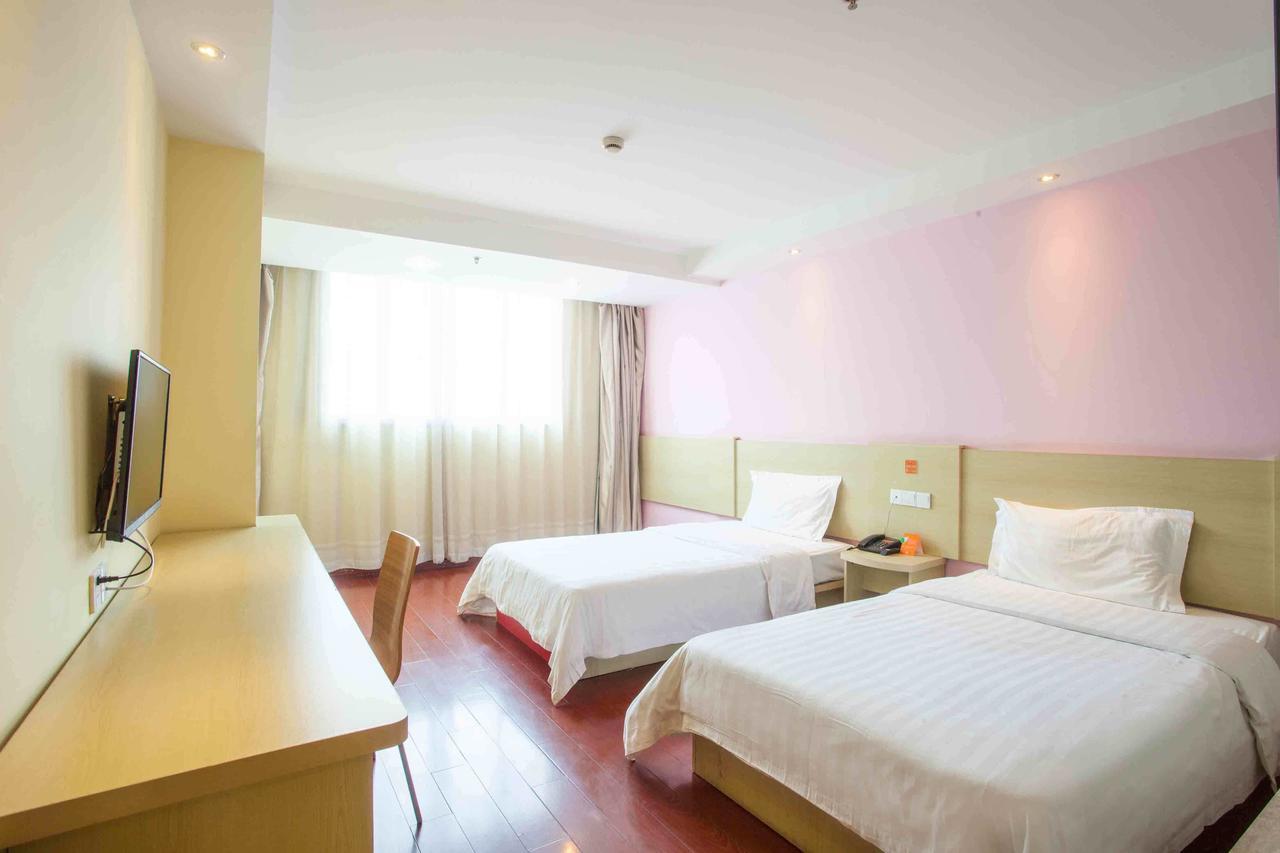 7Days Inn Zhongshan Li He Square Kamer foto